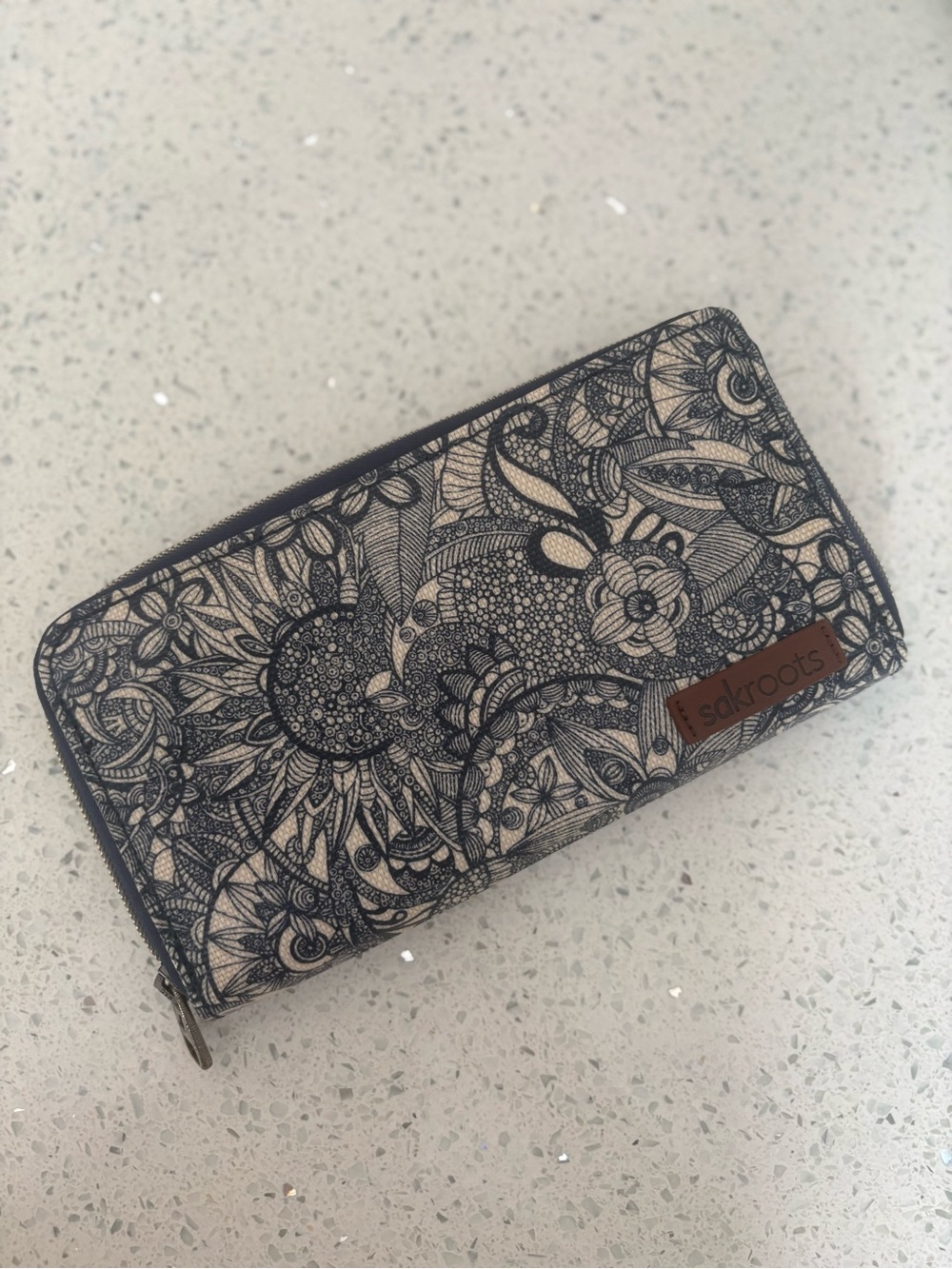 Sakroots Quilted Floral Peace Print Zip Around Large Wallet / Wristlet